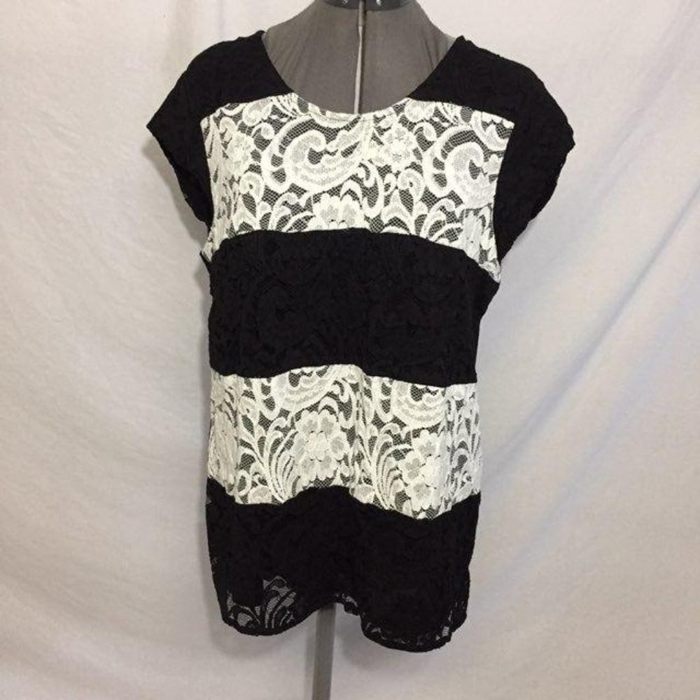 Chico’s Black Ivory Top Womens M Used